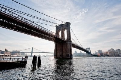 Brooklyn Bridge image. Click for full size.