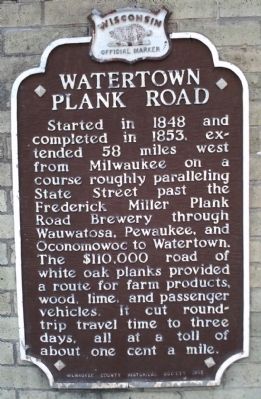 Watertown Plank Road Marker image. Click for full size.