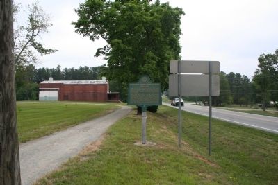 Pleasant Grove High School Marker and the Remaining Building image. Click for full size.