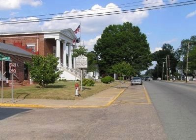 Wide view of the Thomas Bragg Marker. Click for full size. Wide view of the Thomas Bragg Marker image. Click for full size.