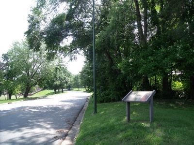 Hampden-Sydney College Marker (original location). Click for full size. Hampden-Sydney College Marker (original location) image. Click for full size.