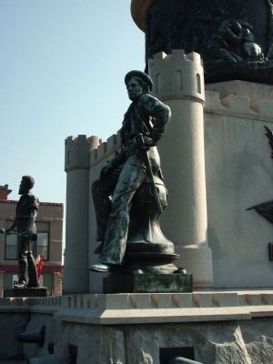 South/West Statue. Click for full size. South/West Statue image. Click for full size.