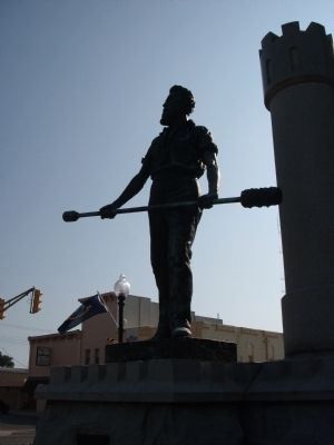 North/West Statue. Click for full size. North/West Statue image. Click for full size.