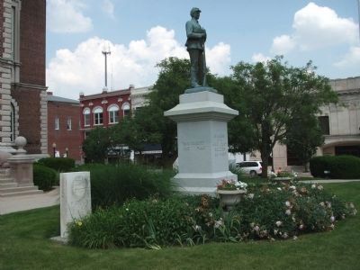 Civil War Memorial - Henry County Indiana Marker image. Click for full size.