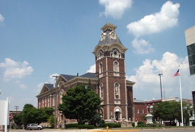 Henry County Courthouse -and- Civil War Memorial. Click for full size. Henry County Courthouse -and- Civil War Memorial image. Click for full size.