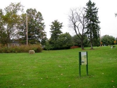 The Playwicki Farm Labyrinth and Marker image. Click for full size.