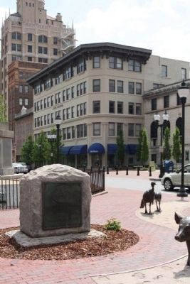 Robert E. Lee Dixie Highway Marker, at Pack Square. Click for full size. Robert E. Lee Dixie Highway Marker, at Pack Square image. Click for full size.