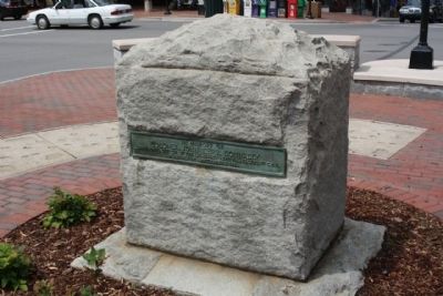 Robert E. Lee Marker, back (east side ). Click for full size. Robert E. Lee Marker, back (east side ) image. Click for full size.