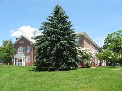 The Benjamin Franklin School image. Click for full size.