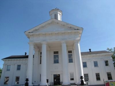 Madison County Courthouse image. Click for full size.