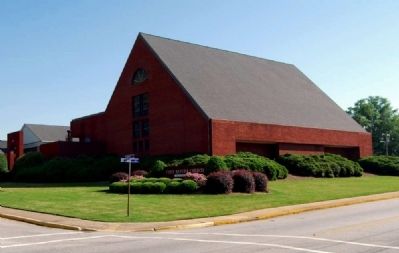 Simpsonville Baptist Church -<br>Corner of Church and East Curtis Street image. Click for full size.