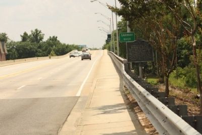James U. Jackson Memorial Bridge Marker looking south along US 25. Click for full size. James U. Jackson Memorial Bridge Marker looking south along US 25 image. Click for full size.
