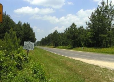 Wide view of the Battle of Hunt's Bluff / Old River Road Marker image. Click for full size.