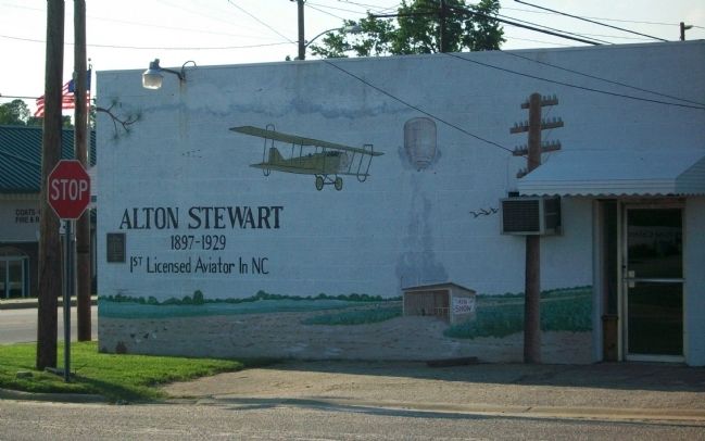 Aviation mural painted for the 2005 Centennial Celebration image. Click for full size.