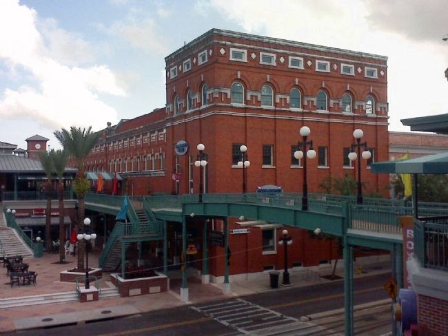 El Centro Español de Tampa image. Click for full size.