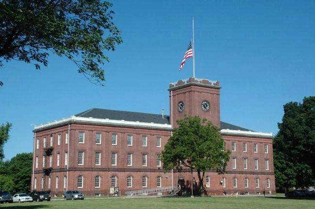 The Springfield Armory Main Arsenal Building image. Click for full size.