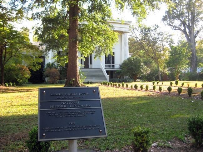 Natl. Historic Landmark Plaque at the Robert Toombs House image. Click for full size.