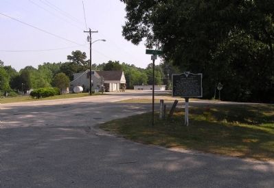 Wide view of the Long Bluff Marker image. Click for full size.