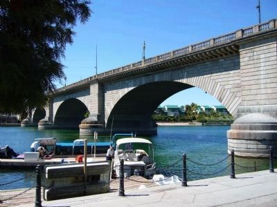 London Bridge at Lake Havasu City image. Click for full size.