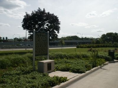 Marker with intersection in the distance image. Click for full size.