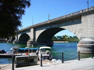 London Bridge at Lake Havasu City image. Click for full size.