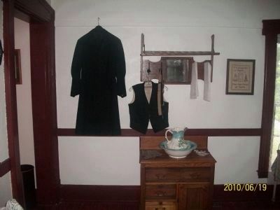 Inside the Livingston House. Click for full size. Inside the Livingston House image. Click for full size.