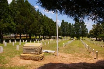 Confederate Section in Oak Hill Cemetery image. Click for full size.