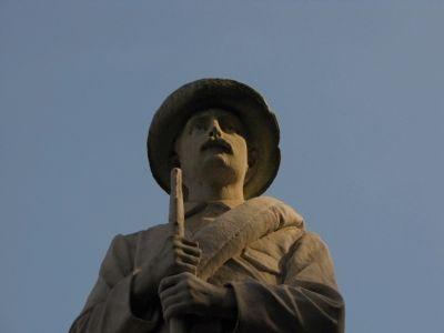 Confederate Soldiers monument image. Click for full size.