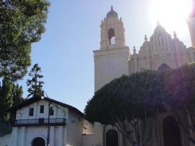 The "Old" Mission Dolores and the Mission Basilica image. Click for full size.