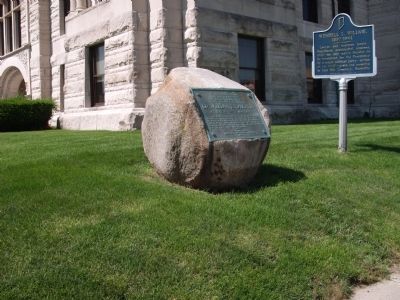 Wide View - - Dr. William B. Laughlin Marker. Click for full size. Wide View - - Dr. William B. Laughlin Marker image. Click for full size.