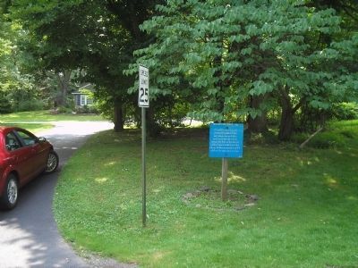 Marker on W Circle Drive image. Click for full size.