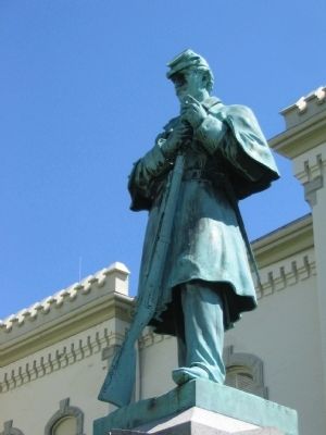 Bronze Statue atop the Memorial image. Click for full size.