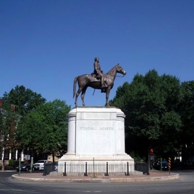 Stonewall Jackson Monument, Richmond, Va. Click for full size. Stonewall Jackson Monument, Richmond, Va image. Click for full size.