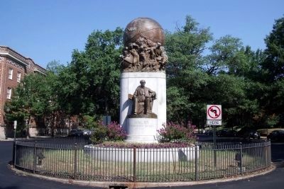 Matthew Fontaine Maury Monument, Richmond, Va image. Click for full size.