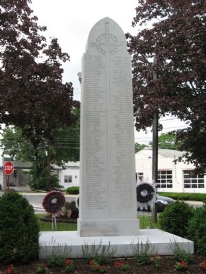 Little Falls Veterans Monument image. Click for full size.