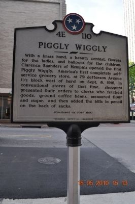 Piggly Wiggly Marker image. Click for full size.