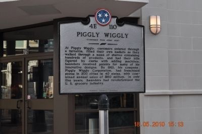 Piggly Wiggly Marker side 2 image. Click for full size.