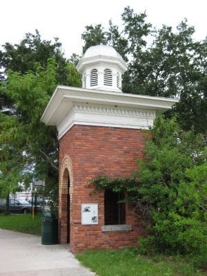 Bus Shelter and George Washington Junior High School Marker image. Click for full size.