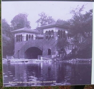 Closeup of Boathouse Photo on Marker image. Click for full size.