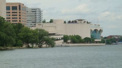 Monona Terrace Community and Convention Center image. Click for full size.
