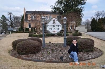 Colonel Pickett Place image. Click for full size.