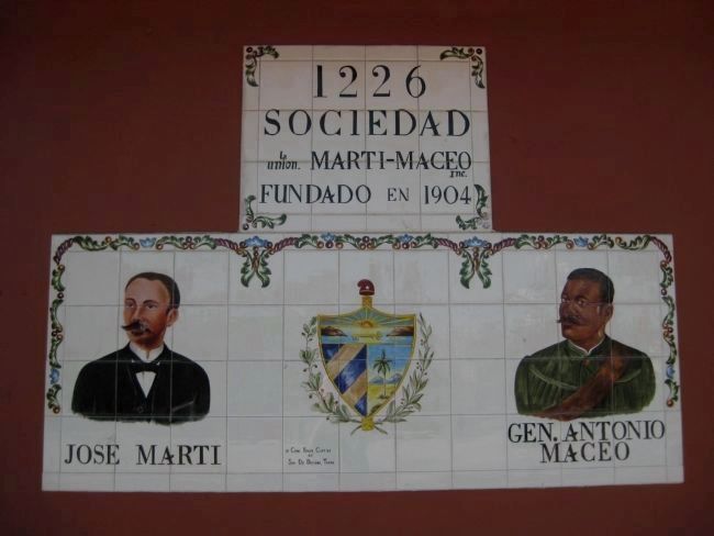 Sociedad La Union Marti~Maceo: Painted Tilework image. Click for full size.