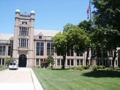Fordson High School (main entrance) image. Click for full size.