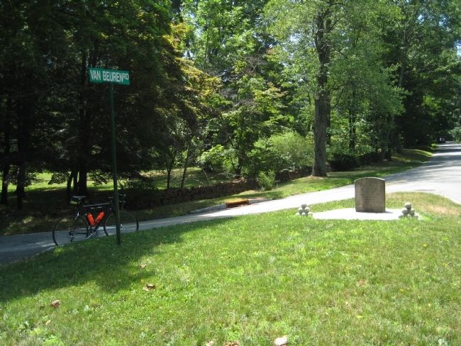Washington Victory Route Marker. Click for full size. Washington Victory Route Marker image. Click for full size.