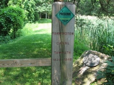 Gatepost at the Walking Trail image. Click for full size.