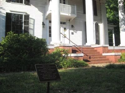 Marker in front of the Tarver-Maynard House image. Click for full size.