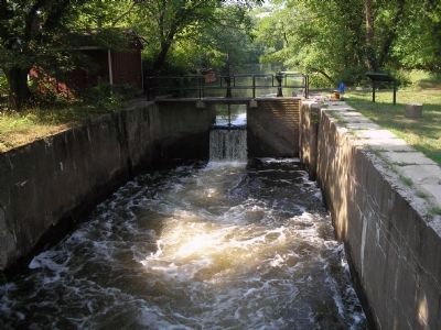 Lock on the D&R Canal image. Click for full size.
