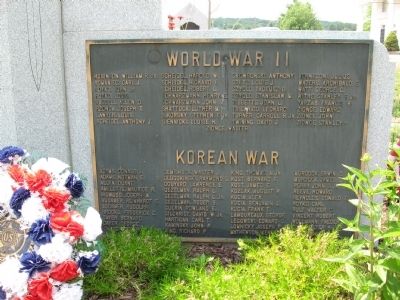 Burlington World War II & Korean War Monument image. Click for full size.