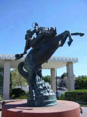 100 Years of Rodeo Monument image. Click for full size.