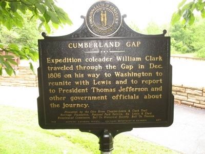 Cumberland Gap Marker side image. Click for full size.